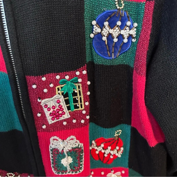 Victoria Jones Women's Medium Patchwork Christmas Holiday Sweater Embellished - Picture 7 of 11